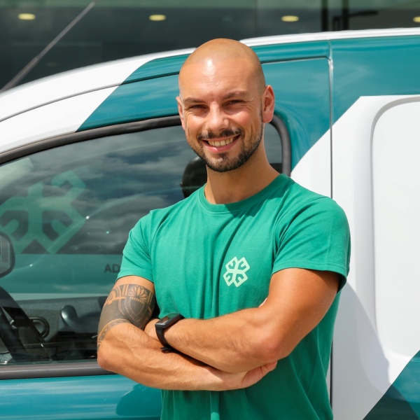 Pedro Azevedo - Assistência Técnica